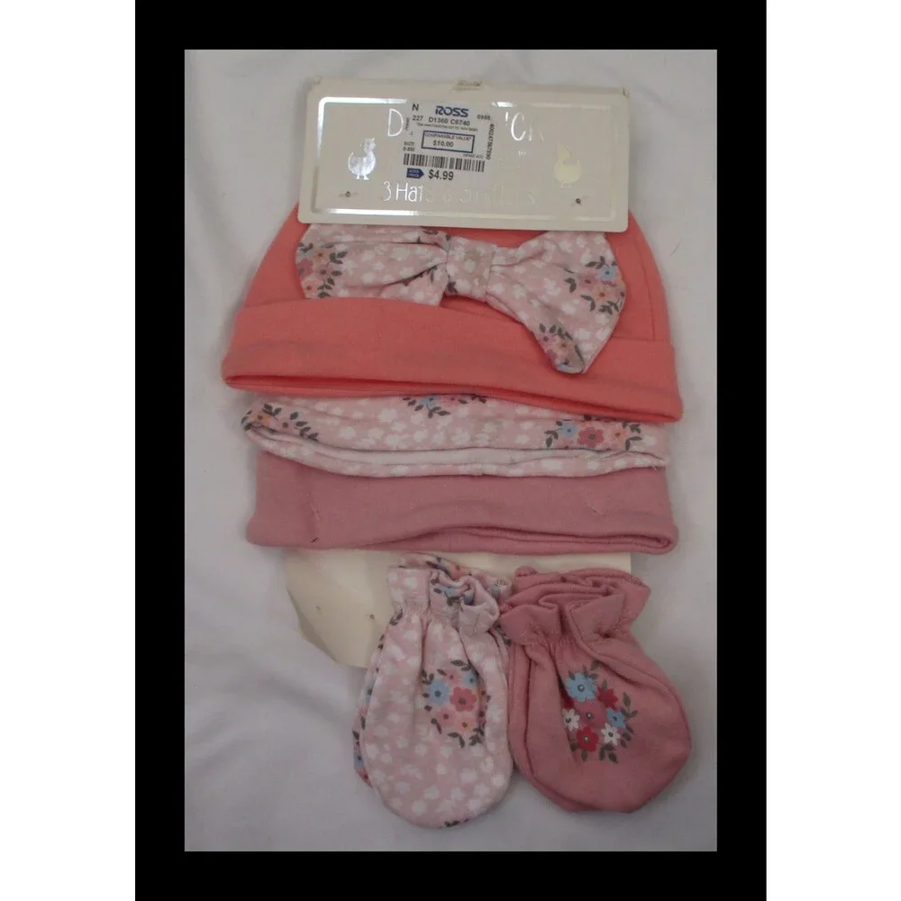 Duck Duck Goose Baby Hats & Mittens NEW